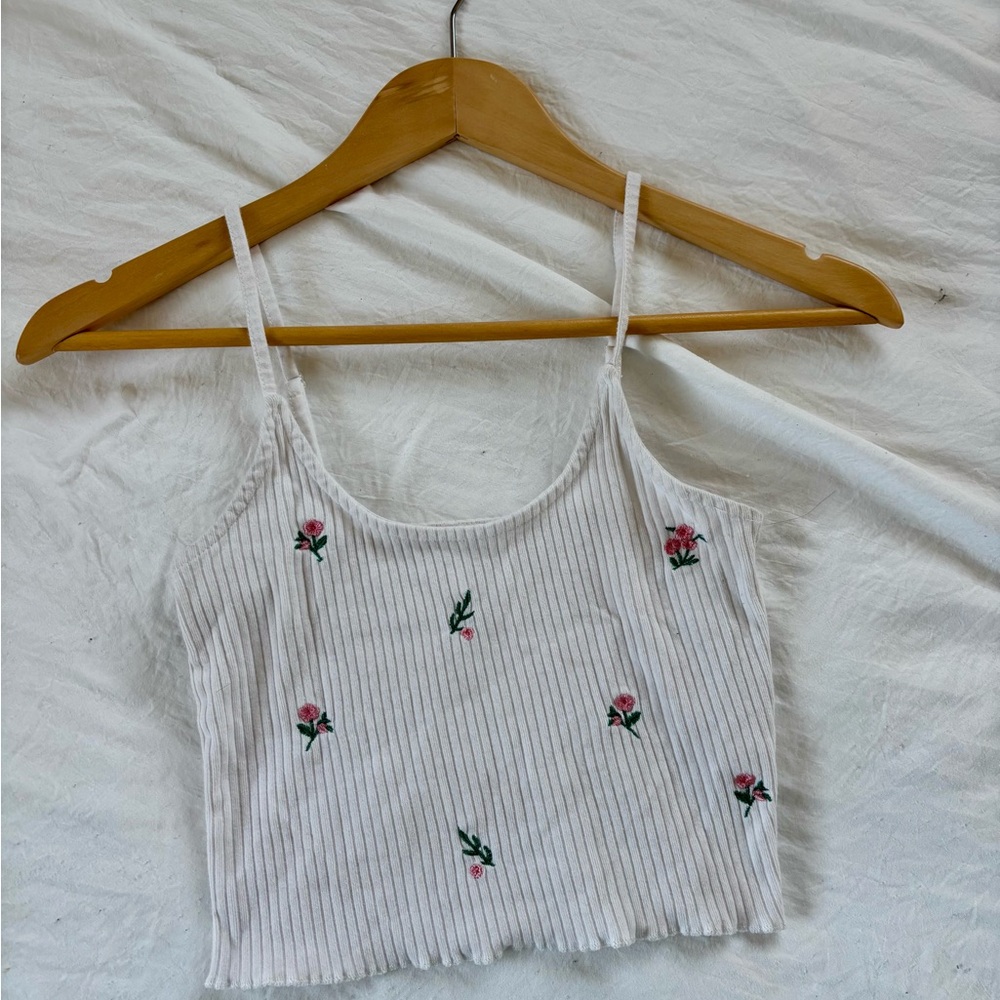 Floral Embroidered White Ribbed Top - Picture 5 of 10